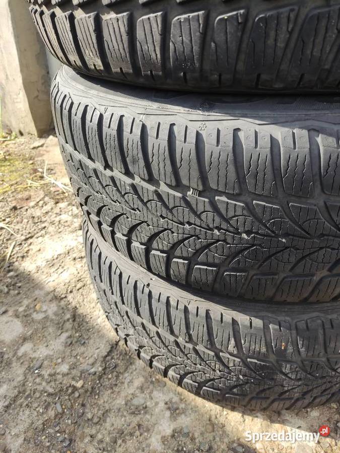 Opony zimowe Dębica 20555r16 komplet 16cale