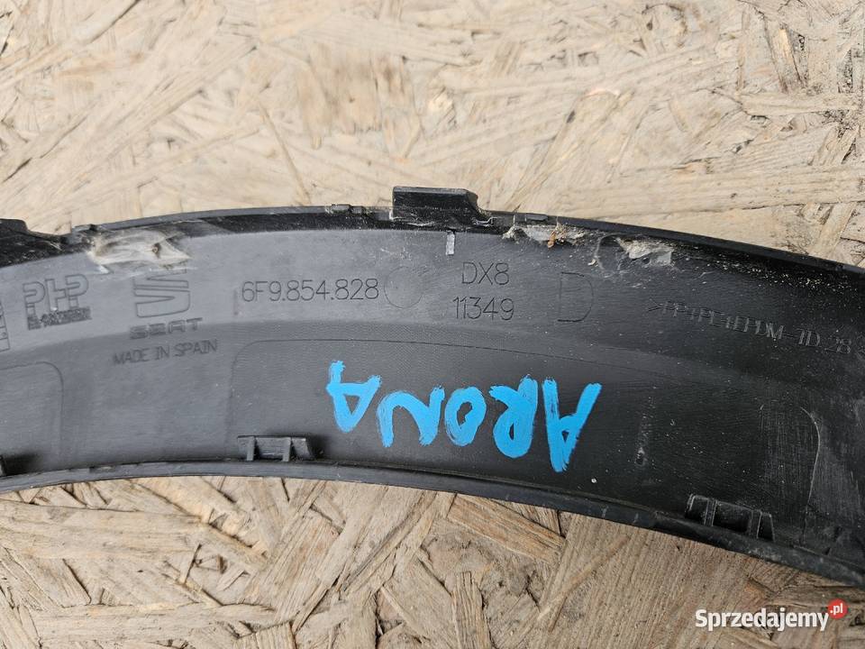SEAT ARONA LISTWA ZDERZAKA PRAWA PRZÓD 6F9854828 Części samochodowe wielkopolskie Międzychód