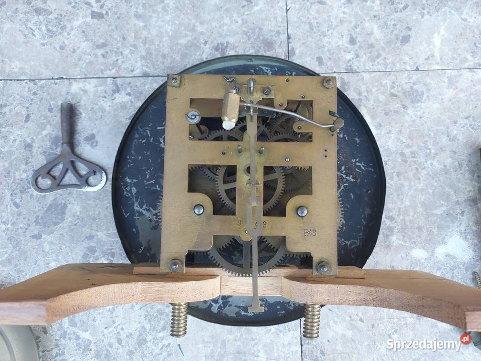 169 Zestaw mechanizm starego zegara ściennego