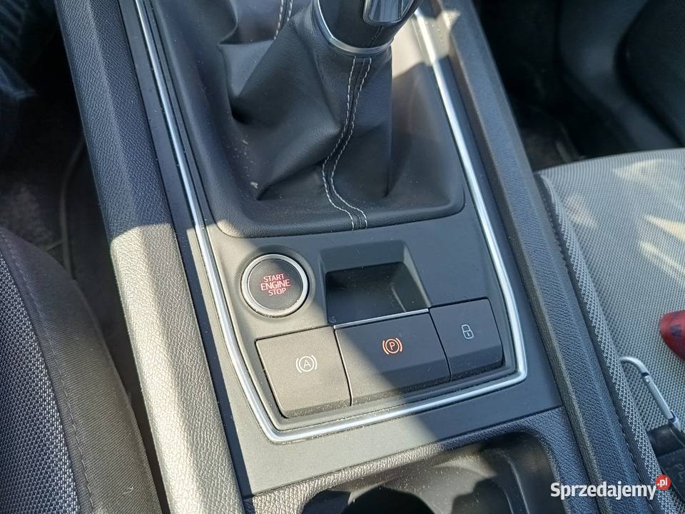 Seat Leon sportstourer kombi salon Polska niski Leon Wołoskowola
