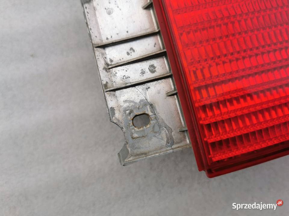 Lampa Prawy Tył Tylna Prawa W Klapę VW Sharan Wyszków