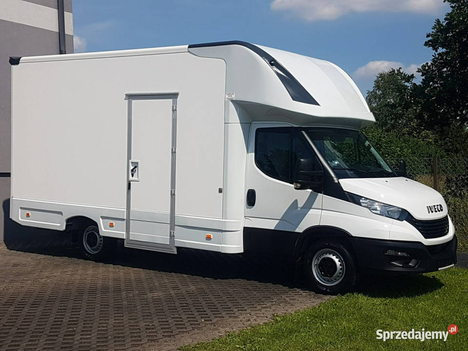 Iveco Daily KONTENER NISKOPODŁOGOWY 444x223x242 centralny zamek Poręba
