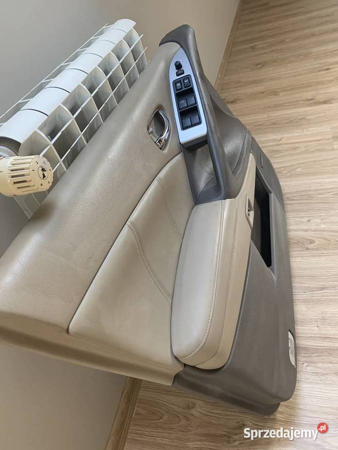 tapicerka drzwi lewyprawy przód Nissan Murano terenowe Tapicerki samochodowe podlaskie Choroszcz