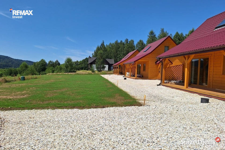 Posiadłość z bali z 3 domkami i gotowym biznesem sprzedam