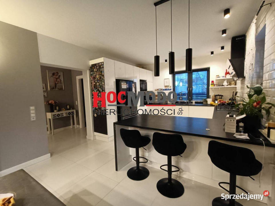 Nowoczesny dom z niezależnym lokalem użytkowym Jabłonna