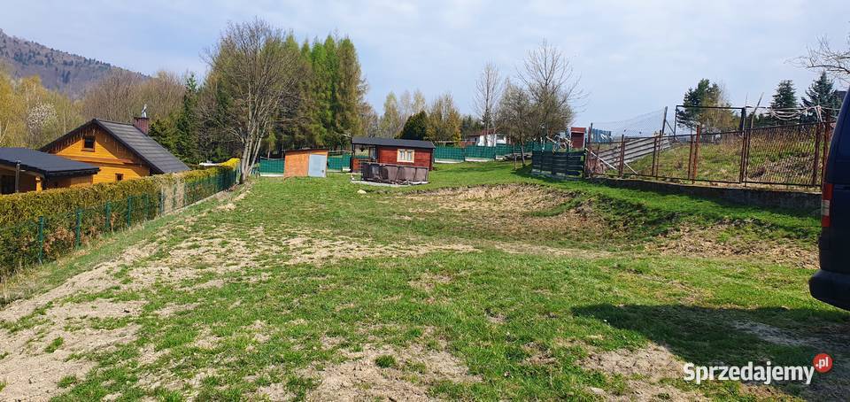 Działka budowlana z domkiem gospodarczym w 982m2 Tresna sprzedam
