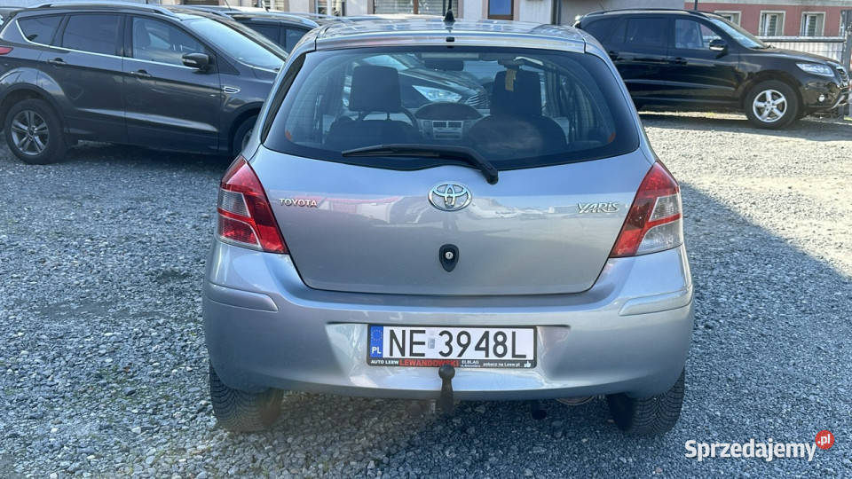 Toyota Yaris 13 Benzyna Moc 99 II 20052011 Rok produkcji 2010 sprzedam