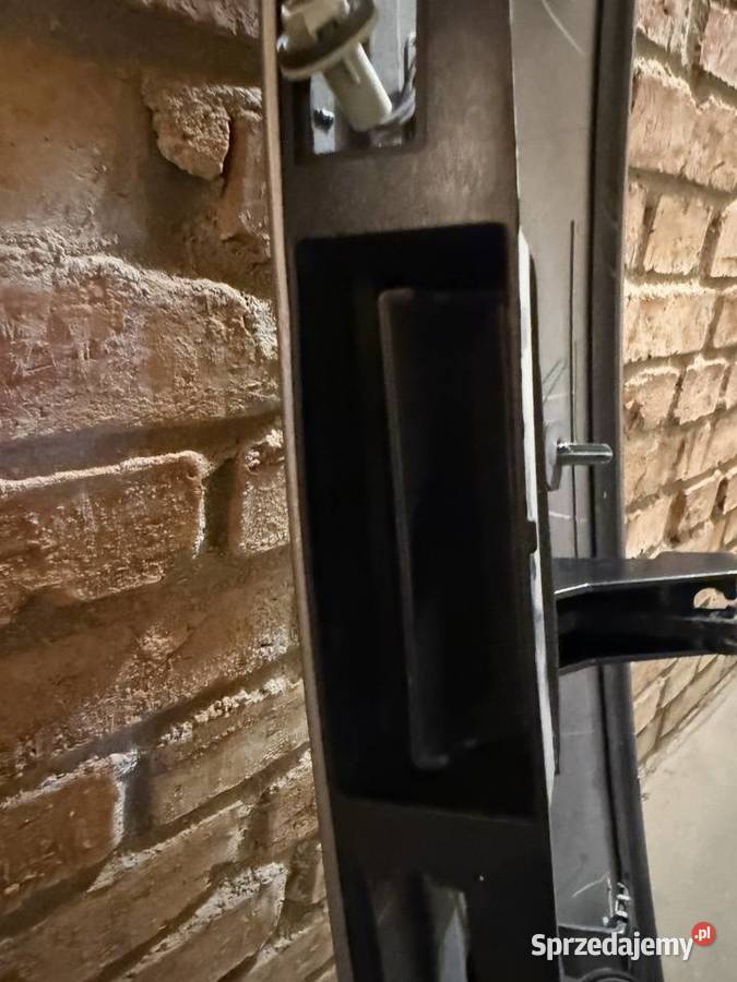 Blenda osłona klapy tylnej Dodge Grand Caravan Kolbuszowa Dolna