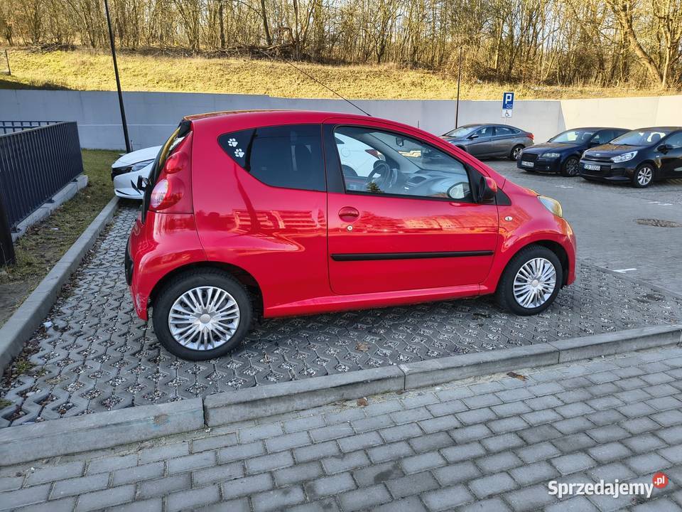 Sprzedam Peugeot 107 klimatyzacja czerwony sprzedam