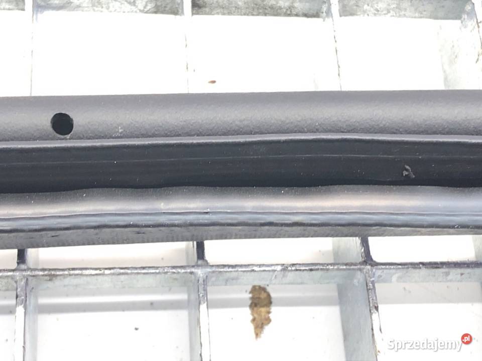 USZCZELKA DRZWI TYŁ LEWA SKODA OCTAVIA III podkarpackie