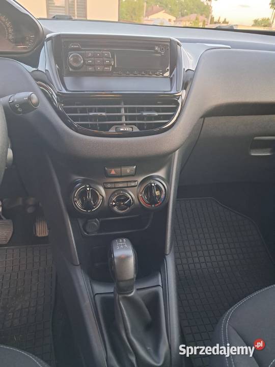 Peugeot 208 silnik 11 benzyna idealny na miasto Zarzecze