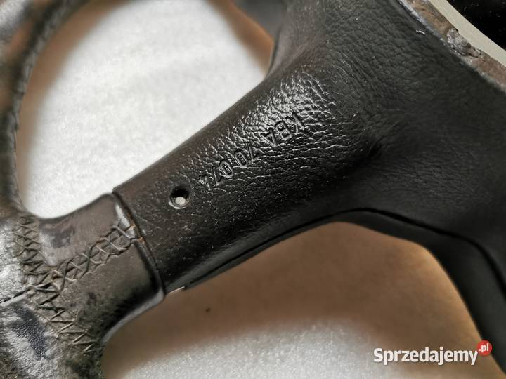 Kierownica BMW 3 E30 MTechnik I Duża 385 KBA Wyposażenie wnętrza Wyszków sprzedam