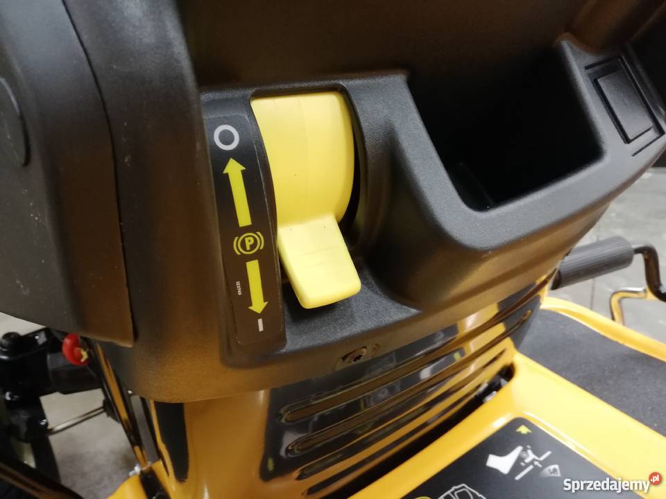 Traktorek kosiarka Cub Cadet LT2 92 16 bez Narzędzia ogrodnicze Kobiele Wielkie sprzedam