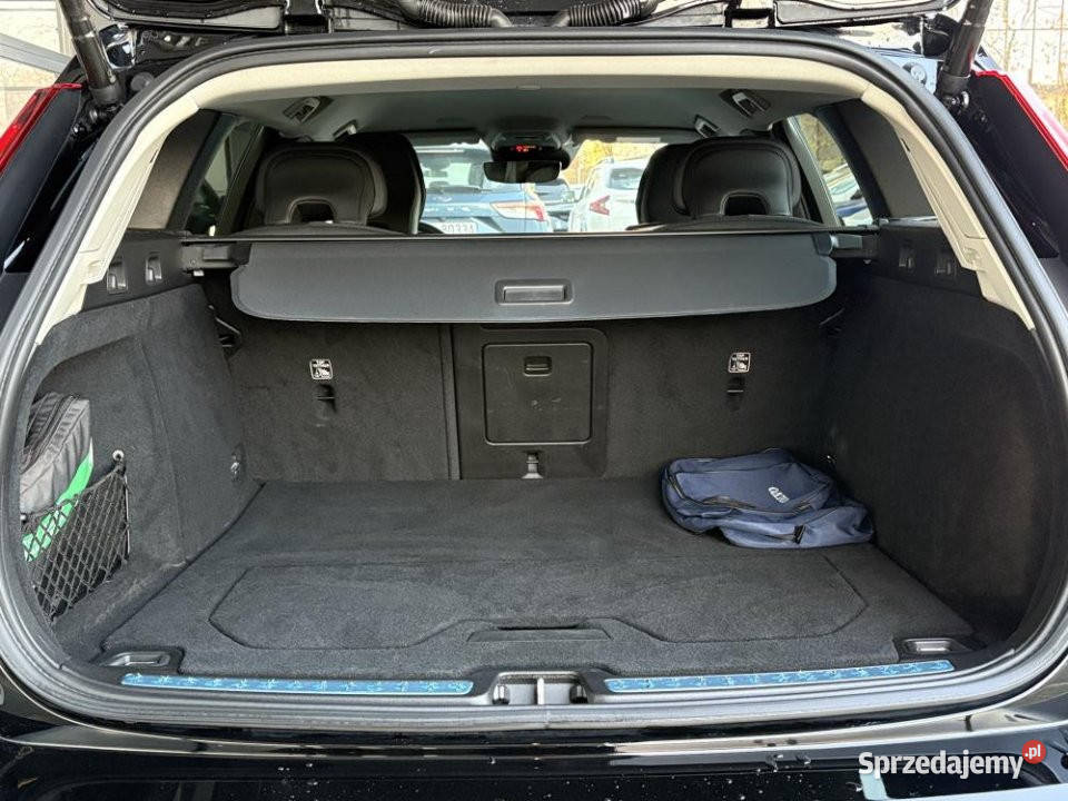 Volvo V60 2022r Salon Faktura VAT23 mazowieckie Warszawa sprzedam