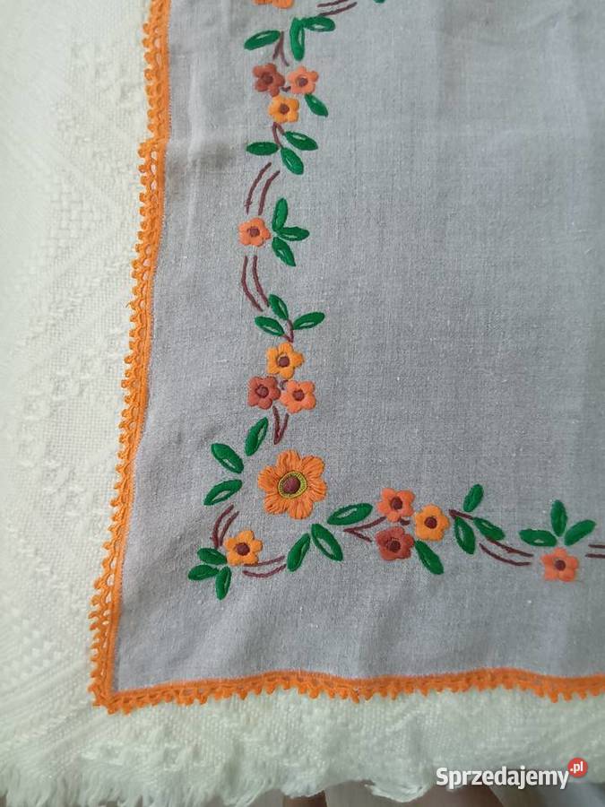 obrus ręczny haft bogaty bławatkowy cudny na