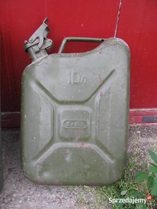 Z PRLU Kanistry Metalowe Buk sprzedam