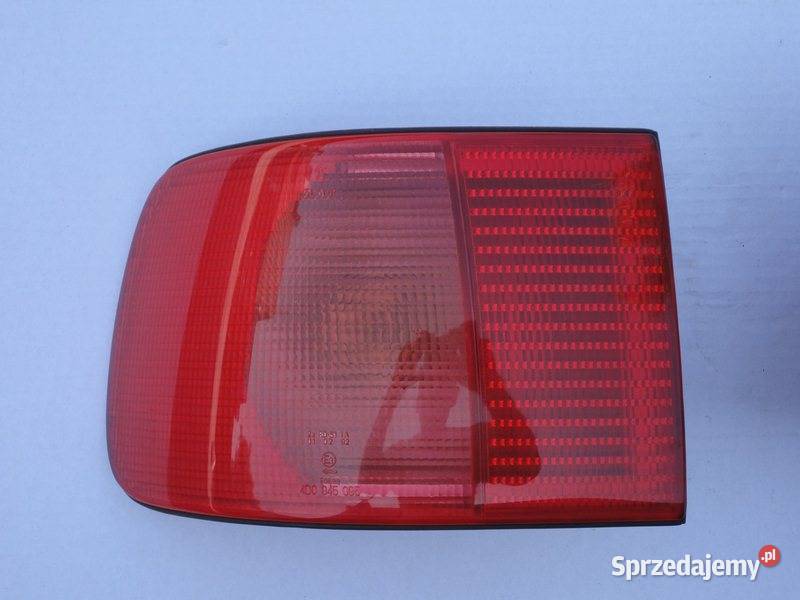 AUDI A8 D2 LAMPA MIGACZ KIERUNKOWSKAZ TYL LEWY Przemęt sprzedam