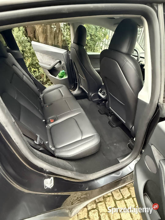 TESLA Y Warszawa sprzedam