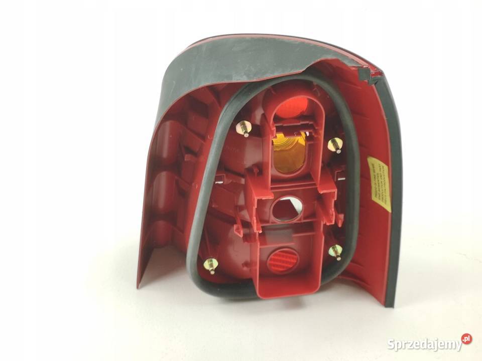 LAMPA LEWY TYŁ AUDI A4 B5 AVANT 19942001 NOWA