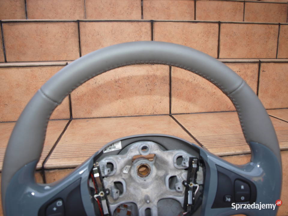 Renault Clio 4 kierownica skórzana nowa 2013 Kalisz