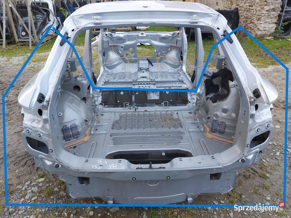 VW ID4 11A 2024r SUV 5D WANNA PAS TYLNY BŁOTNIKI osobowe dolnośląskie