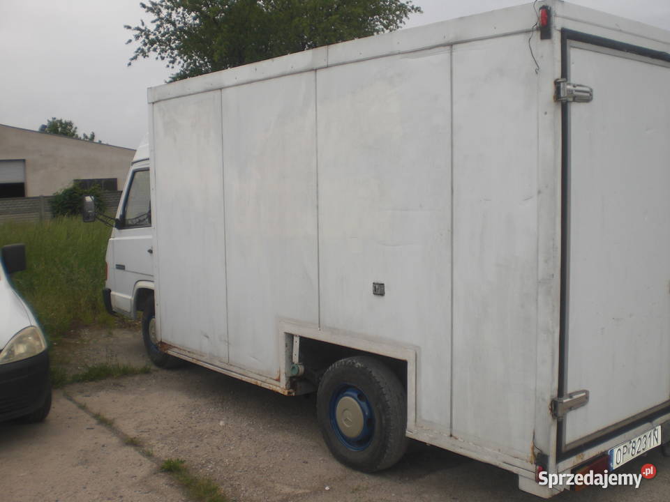 kampercampermercedes mb 100 food 470km Opole