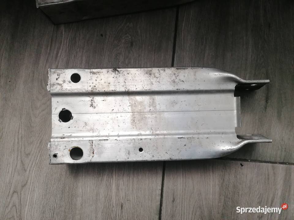 Strefa zgniotu mercedes Deszczno