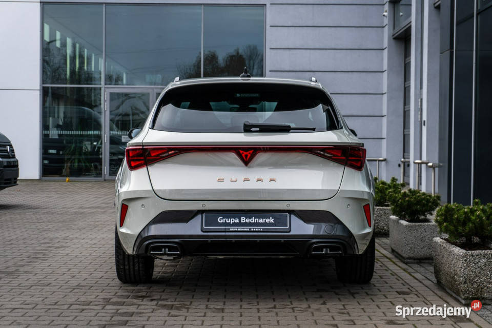 Cupra Leon Sportstourer 15 eTSI 150 DSG Dostępny szary Łódź
