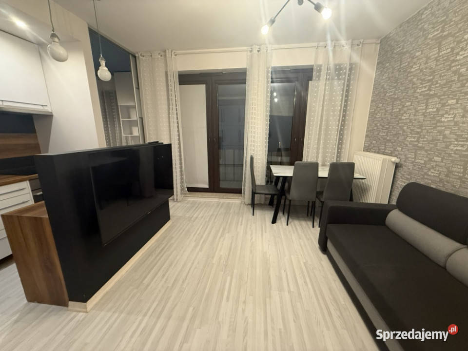 Bezpośrednio 31m2 elegancka kawalerka 2 pok Piętro 3 Warszawa