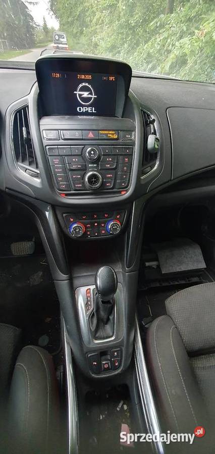 Opel Zafira 20 CdtiAutomat7 Osobowy2013r Tomaszów Lubelski sprzedam