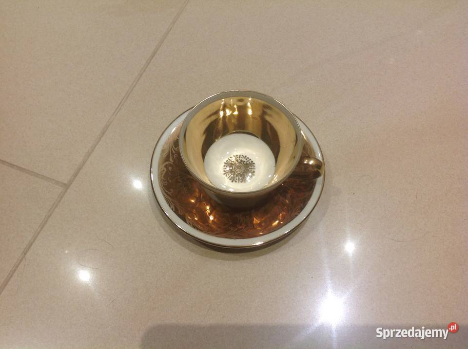 Złocona Filiżanka z Podstawkiem Porcelana inny kolor Wyposażenie wnętrz lubuskie Nowa Sól