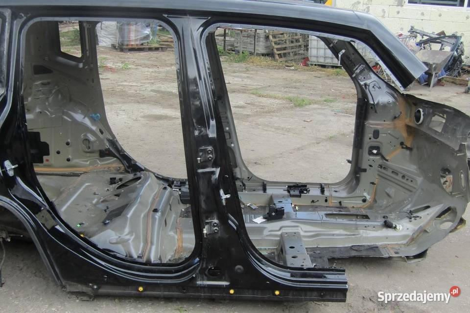 PRÓG SŁUPEK PRAWY BOK 601 JEEP RENEGADE Progi