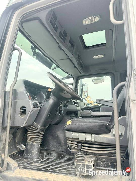 Wywrotka 3 osiowa 4x2 Merceded Warszawa