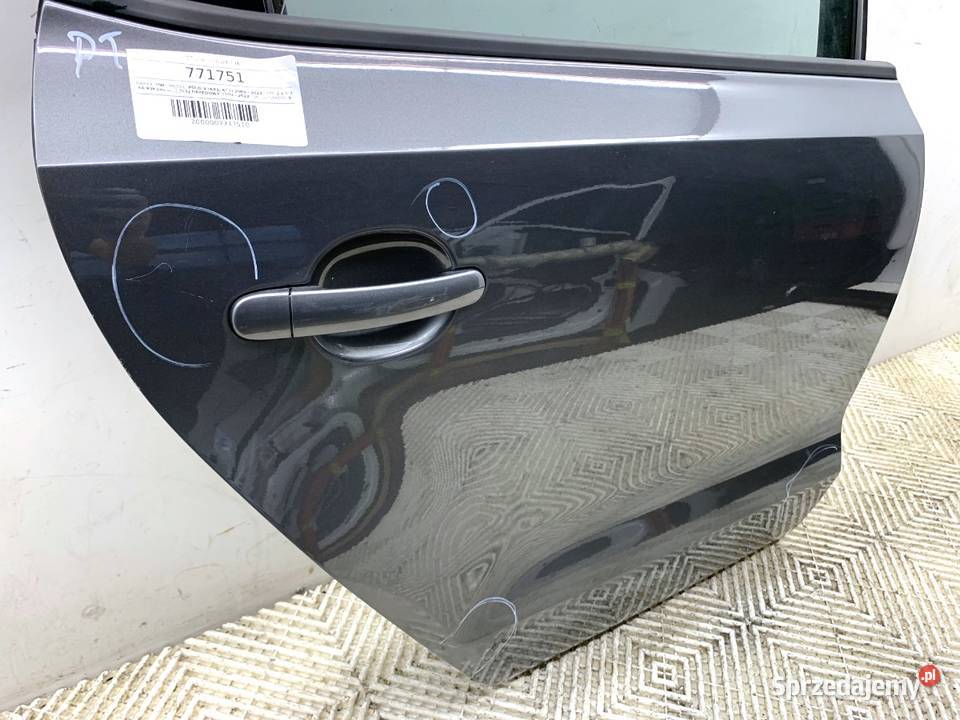 DRZWI PRAWY TYŁ VW POLO V Hatchback PEPPER GREY Drzwi sprzedam