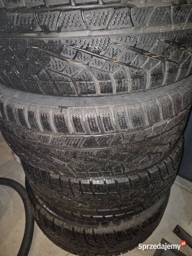 Opony zimowe Pirelli 21565 r16 65 Samochodowe Gnieżdżewo