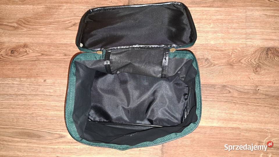 Nowa zielona kosmetyczka na zamek Kosmetyczki i kuferki Zielona Góra