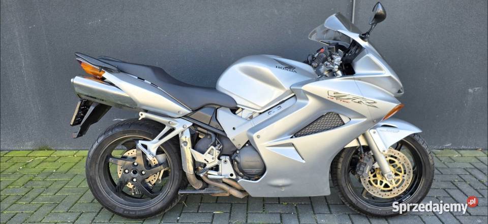 Honda vfr 800 vtec rc46 Honda Wróblew