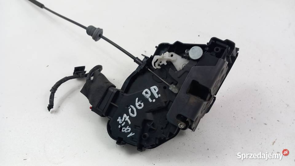 VOLVO C30 ZAMEK DRZWI PRZÓD PRAWY 10 PIN