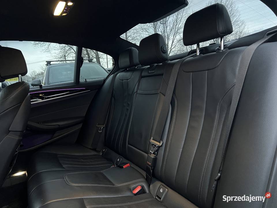 BMW 530D 2018 światła przeciwmgielne Warszawa