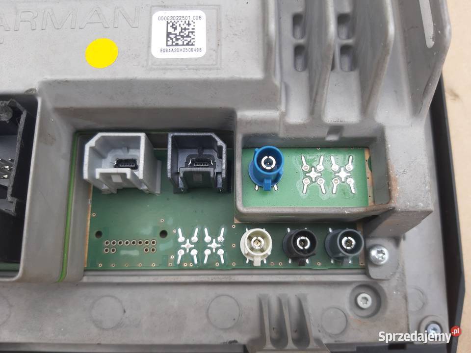 MASERATI GHIBLI EKRAN MONITOR CENTRALNY Pozostałe Bieleń