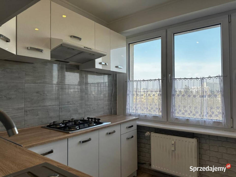 Na sprzedaż 3 pokoje remoncie 4815 m2 balkon Piotrków Trybunalski