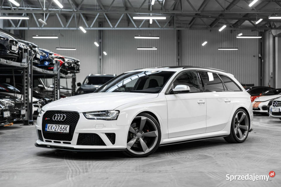 Audi RS4 nowa Panorama BO Bezwypadkowa B8 system Start-Stop RS4 Węgrzce
