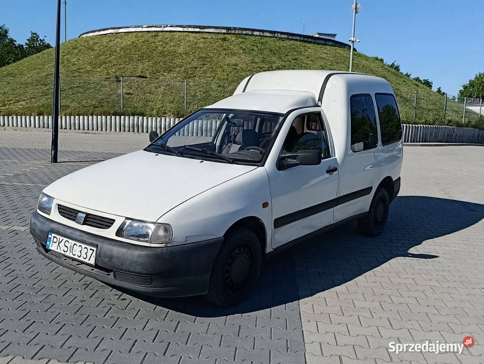 Seat Inca 5 osób do małego biznesu Śrem