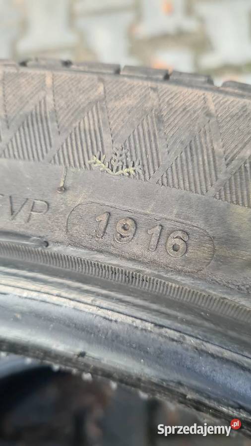 opony zimowe 29535 R21 3 Samochodowe śląskie Częstochowa