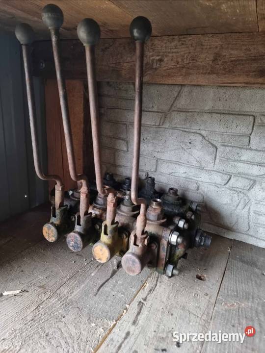 Rozdzielacz hydrauliczny 4 sekcyjny Stare Litewniki