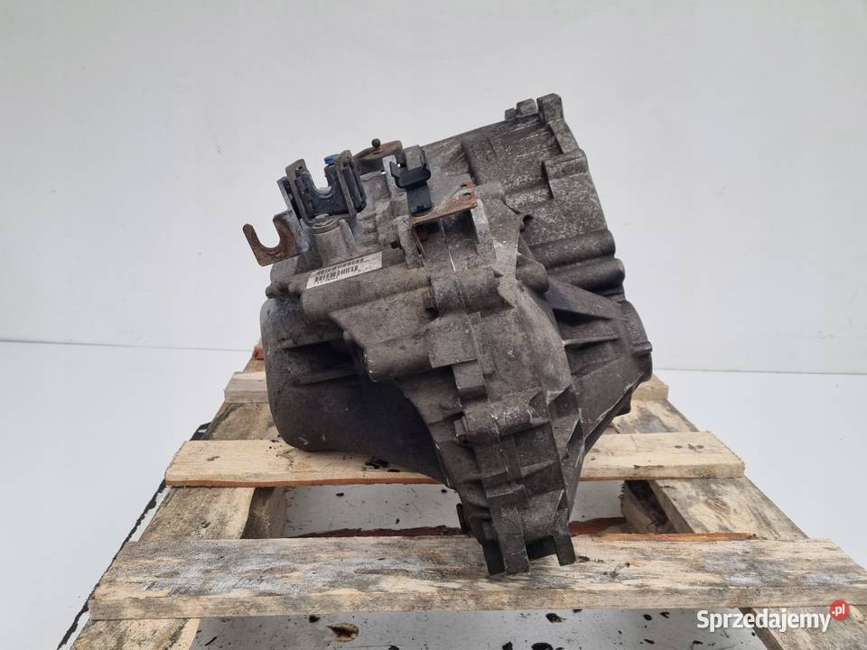 Volvo S60 V70 II 25 T turbo SKRZYNIA BIEGÓW