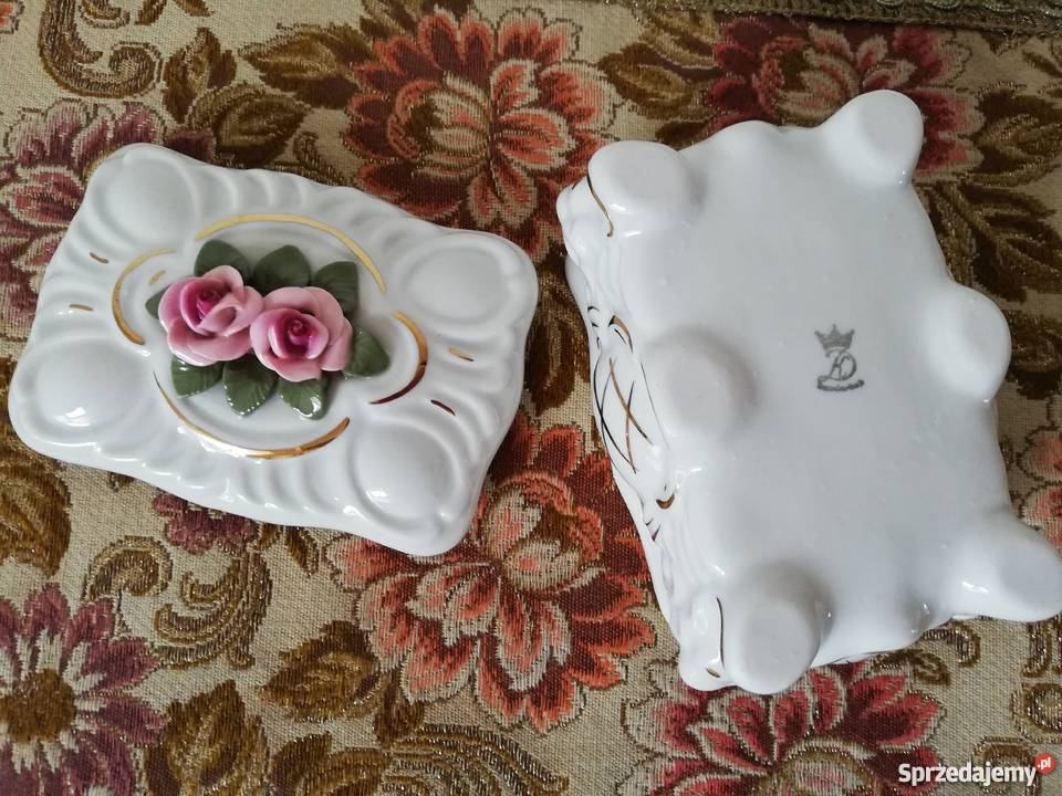 Szkatułka puzderko bombonierka porcelana Gorlice