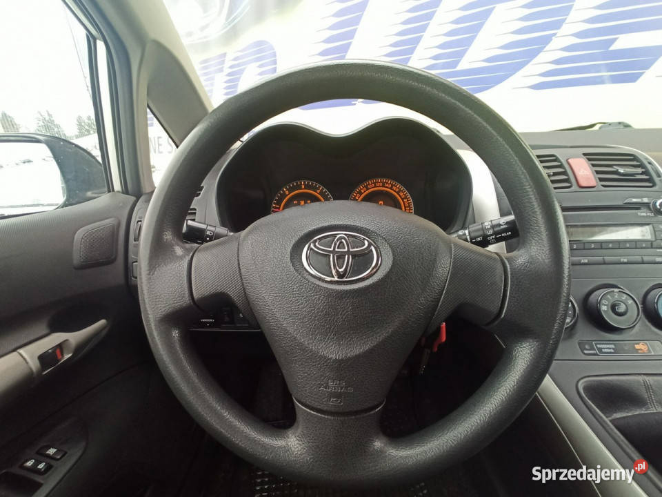 Toyota Auris salon Polska stan I 20062012 lakier metallic podkarpackie Rzeszów