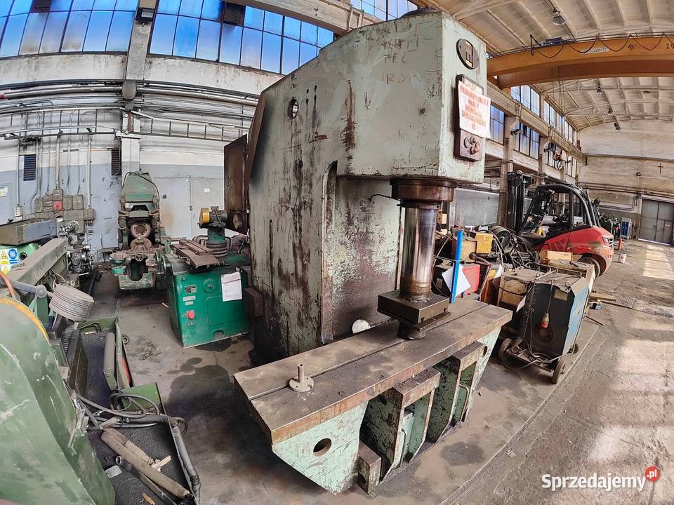 Prasa hydrauliczna wysięgowa P6330 Kraków