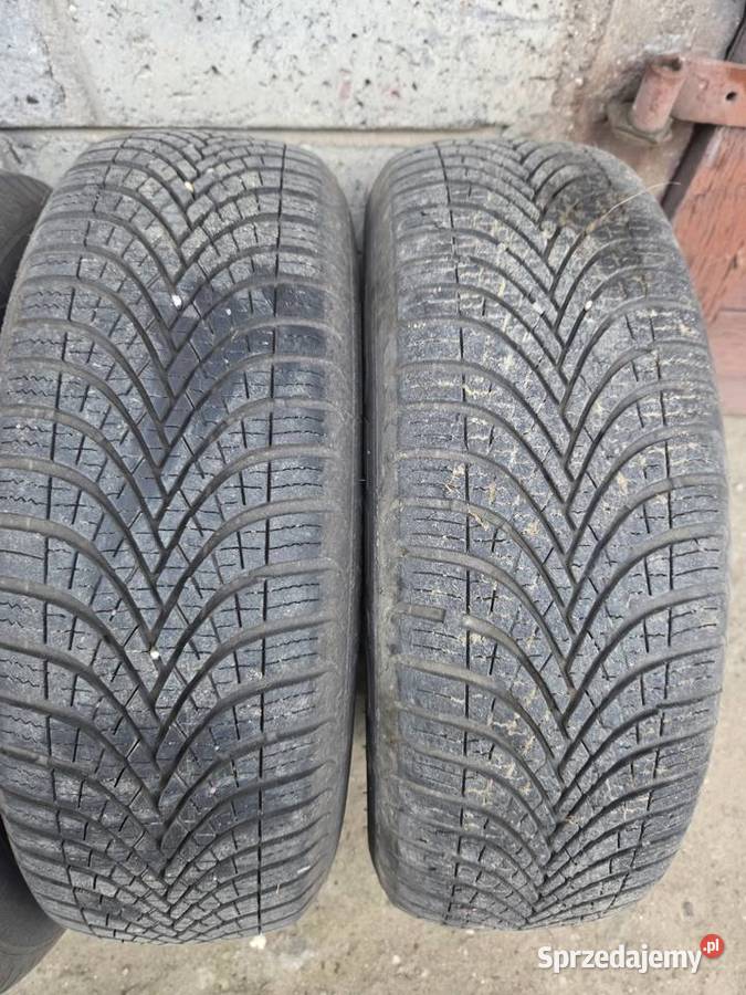 Opony całoroczne na felgach stalowych Hyundai podlaskie Ciechanowiec